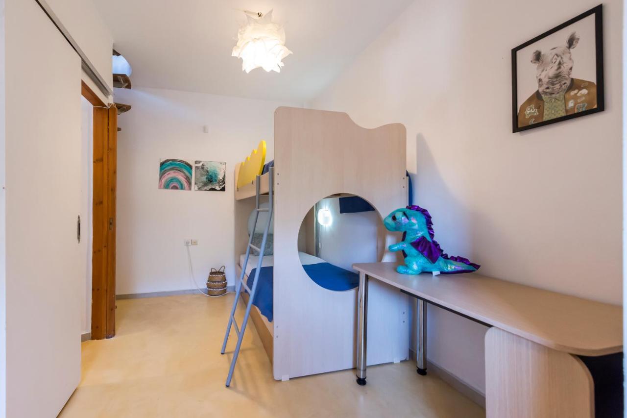 Seaside Heaven - Sunset Views Close To The Beach Apartment Каламата Екстериор снимка